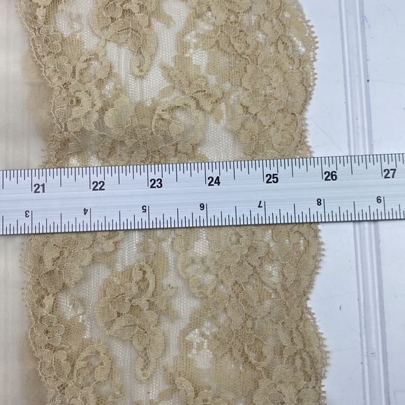 Vintage Vanity Fair lace and nylon nightie with sleeveless matching robe… - Picture 5 of 14